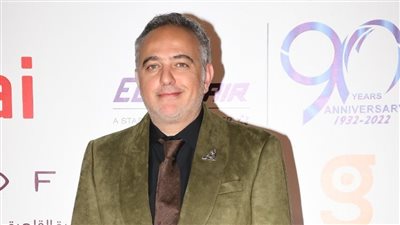 محمد حفظي وهاني مهنا وأحمد صيام على ريد كاربت فيلم ١٩ ب |صور