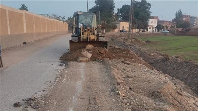 محافظ المنوفية يكلف بتسريع معدلات الإنجاز في رصف الطرق