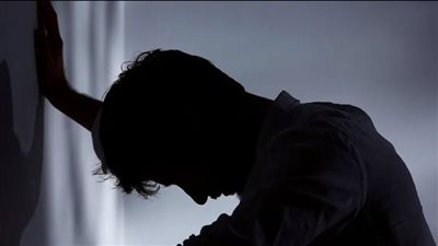 تفسير حلم الانتحار في المنام وعلاقته بالخلافات الزوجية والتعرض لضائقة مالية 