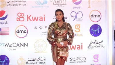 هاجر الشرنوبي بإطلالة جذابة علي ريد كاربت فيلم 