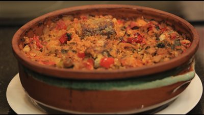 طريقة عمل طاجن سمك التعابين بالفريك|فيديو 