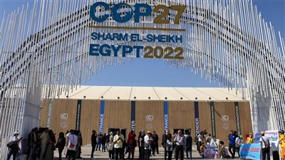 أخبار مصر اليوم: الأرصاد تحذر من طقس الغد. نشر المسودة النهائية لقرارات COP27 قبل إعلانها.. أول تحرك من التعليم بشأن بيع مشروبات ومنتجات مجهولة المصدر