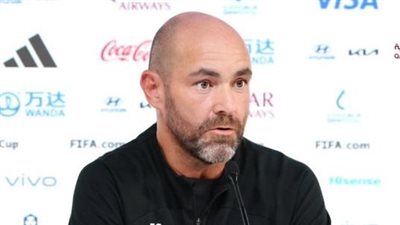 مدرب قطر: أعيش حلم اللعب في كأس العالم.. ونرغب في التمثيل المشرف