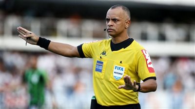 كأس العالم 2022، حكام مباراتي السبت في ربع النهائي 