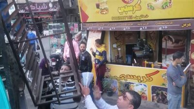 إزالة 5 أكشاك لحوم و4 مخازن مخالفة في حملات بالجيزة | صور