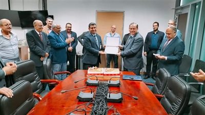 مطار برج العرب يحصل على شهادة نظام الإدارة البيئية المعتمدة