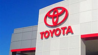 تيسلا وتويوتا تبحثان عن مورد جديد لمستلزمات تصنيع السيارات الكهربائية