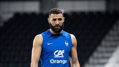 مدرب فرنسا يحسم الجدل حول شفاء بنزيما وعودته لقائمة كأس العالم 