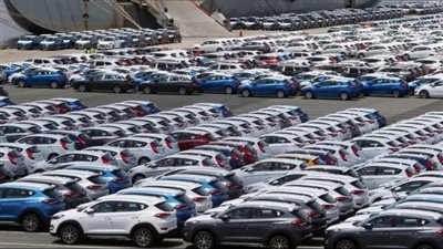 كيف استورد سيارة لم يتضمنها جدول قانون إعفاء الجمارك؟.. الهجرة تجيب 