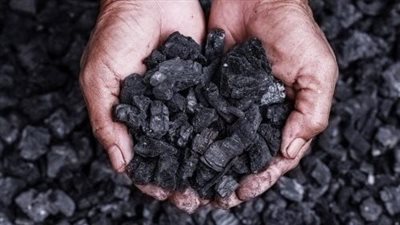 الفحم عدو المناخ الأول.. يمثل 80% من استخدام الطاقة في العالم.. 8 مليارات طن حجم حجم الاستهلاك سنويًا.. وأغلب الدول غير قادرة على الاستغناء عنه