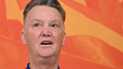 فان جال: السنغال بطل أفريقيا ولن نتحدث في السياسة بالمونديال 