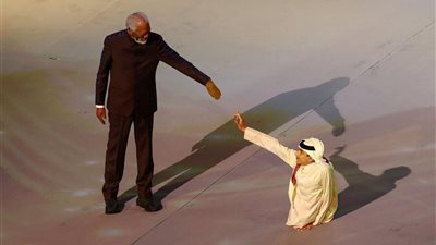 حوار بين الشرق والغرب.. مورجان فريمان يظهر في حفل افتتاح كأس العالم