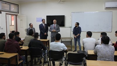 رئيس جامعة بنها يستقبل فريق الهيئة القومية لضمان جودة التعليم والاعتماد