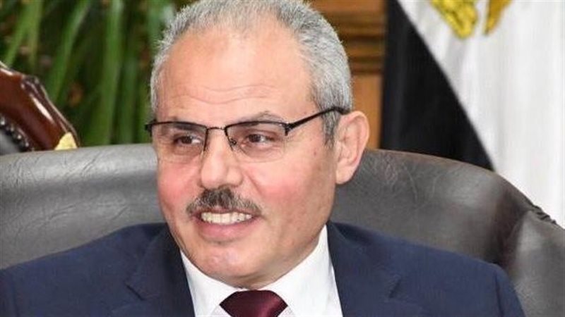 الدكتور ناصر مندور