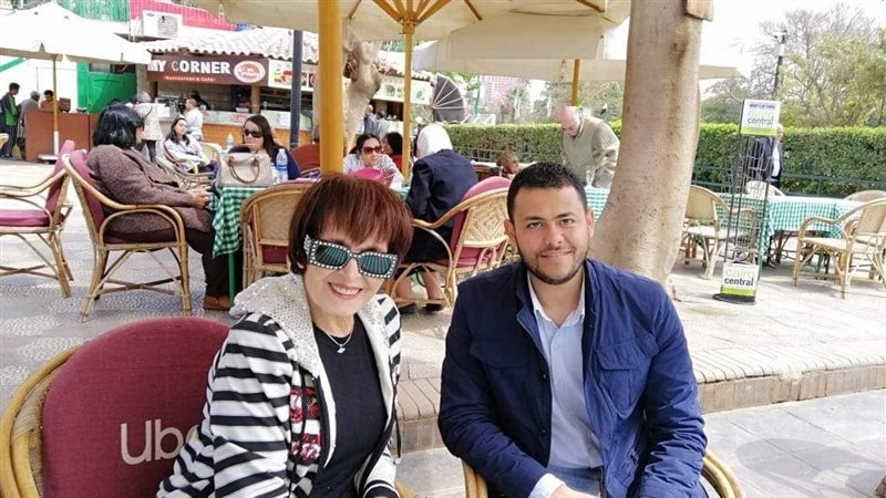خلال الحوار مع الفنانة