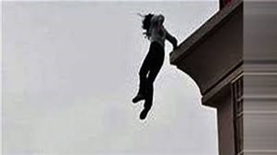 تفاصيل إلقاء ممرضة نفسها من الطابق السادس.. وتسببها في مصرع فرد أمن بمستشفى كفر الشيخ 