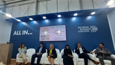 تعاون بين مصر للطيران وطيران الاتحاد للوصول إلى صفر انبعاثات