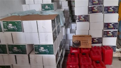 تموين الإسكندرية تضبط زيوت سيارات منتهية الصلاحية وبنزين مدعم