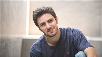 بطل فيلم صاحبتي: مهرجان القاهرة السينمائي يشبه 