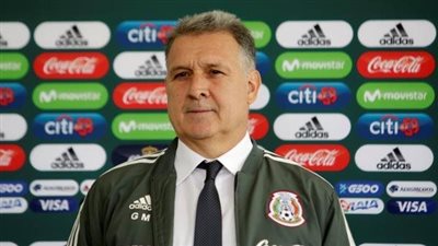 مدرب المكسيك: مجموعتنا صعبة بكأس العالم.. ومنتخب الأرجنتين مرشح للفوز باللقب 