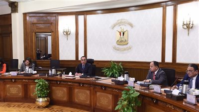 رئيس الوزراء يتابع مستجدات برنامج الطروحات العامة في البورصة 