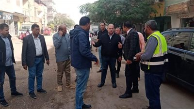 نائب محافظ الجيزة يتفقد مشروع السوق الحضاري الجديد بالعياط | صور