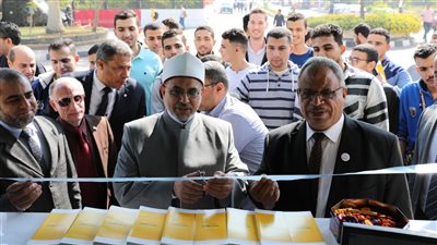  رئيس جامعة الأزهر يشيد بالمشروع الوطني للقراءة ويدعو الطلاب للمشاركة الفعالة