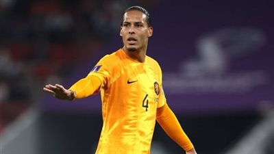 ليفربول بعد فوز هولندا علي السنغال: تهانينا لمدافعنا الصلب فيرجيل فان دايك