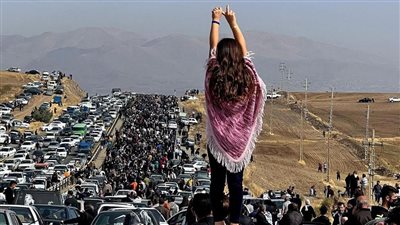 المخابرات العسكرية الإسرائيلية: الاحتجاجات فى إيران بدأت تتحول إلى انتفاضة شعبية