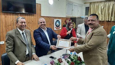 تكريم مديري أفضل المدارس من حيث أعمال الصيانة البسيطة بدمياط | صور