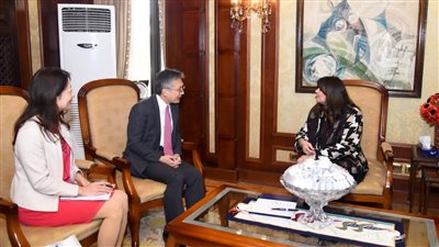 وزيرة الهجرة تستقبل سفير اليابان لدى مصر لبحث ملفات التعاون المشترك