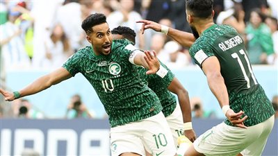 الأخضر كتب تاريخه بالألماس.. مشاهير الفن والرياضة يحتفون بالمنتخب السعودي