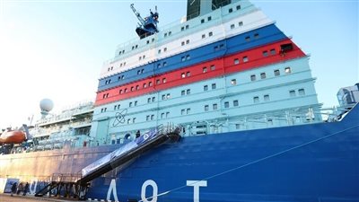 بوتين يشارك في الاحتفال بإنزال كاسحة الجليد الذرية 