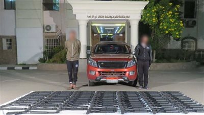 ضبط سيارة بداخلها 81 بندقية في الشيخ زايد 