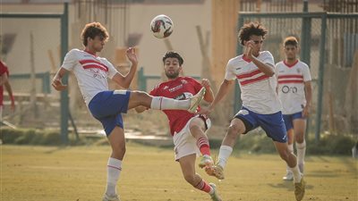 مدرب المنتخب الأولمبي يحضر قمة الشباب بين الأهلي والزمالك 