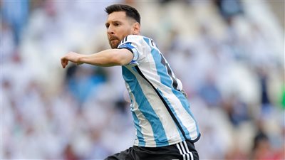 الأرجنتين تبحث عن الهدف الثاني في مرمى السعودية بعد مرور 30 دقيقة من المباراة 