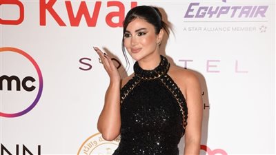 هدى الإتربى تشعل السجادة الحمراء فى حفل ختام مهرجان القاهرة السينمائى الدولى | صور