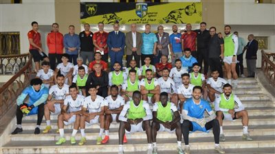 محسن صلاح يحفز لاعبي المقاولون قبل مواجهة الأهلي في كأس مصر