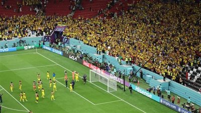 ضحيته الإكوادور.. فيفا يقر أول إجراء تأديبي في كأس العالم 2022