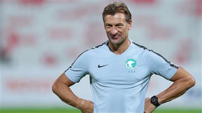 منتخب السنغال يهدد تعاقد السعودية مع هيرفي رينارد 