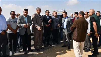 محافظ الفيوم: تجهيز 500 فدان لزراعة النباتات الطبية والعطرية بالتعاون مع الجامعة 