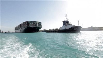 توقف حركة الملاحة في بحيرة البرلس وميناء الصيد لشدة الرياح