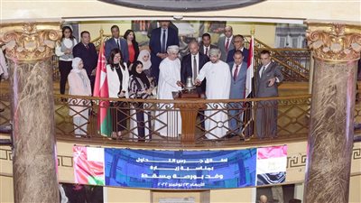 لتعزيز التعاون المشترك.. وفد من سلطنة عمان يزور البورصة المصرية