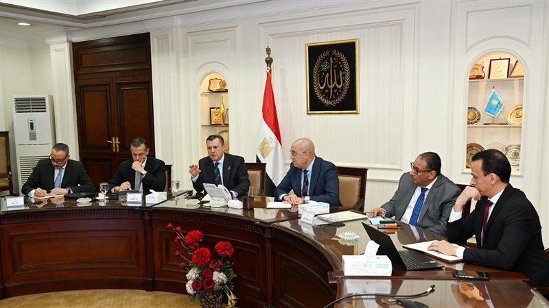 اجتماع وزيري الإسكان