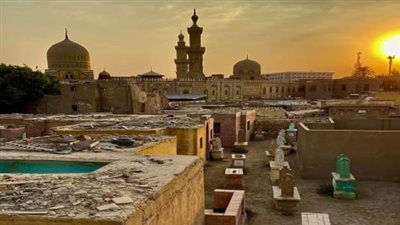 ابنة يحيي حقي تتساءل عن مصير رفات والدها بعد طرح فكرة مقبرة الخالدين (فيديو) 