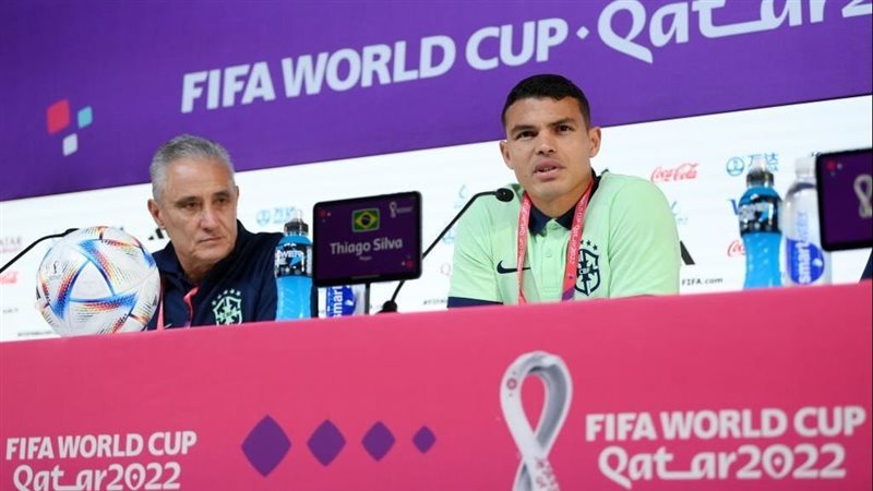 المؤتمر الصحفي لمدرب