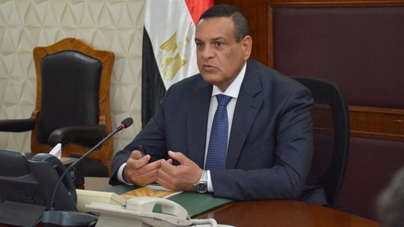 وزير التنمية المحلية