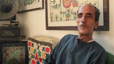 لوحات حسن الشرق تبهر الجهمور وتلهم الأكاديميين.. حكاية فنان من المنيا إلى العالمية | صور