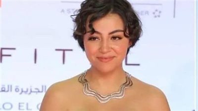 إلهام شاهين تهنئ ابنة شقيقتها بفوز فيلمها في مهرجان القاهرة السينمائي