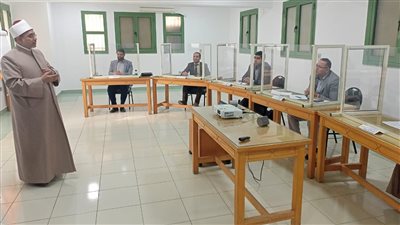 رئيس جامعة الأزهر يتفقد مركز التدريب والتطوير